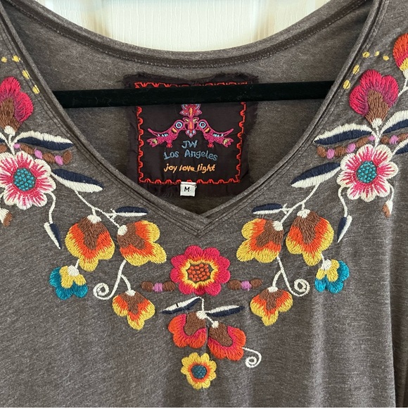 Johnny Was Gray embroidered Floral Shift Dress 3/4 Sleeve Boho V Neck Med Defect - Picture 11 of 16